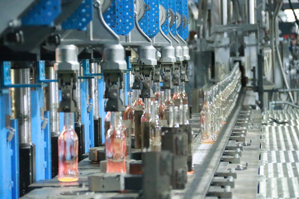 喜報(bào)!四川天馬玻璃有限公司再次被認(rèn)定為國(guó)家級(jí)高新技術(shù)企業(yè)(圖3) 喜報(bào)!四川天馬玻璃有限公司再次被認(rèn)定為國(guó)家級(jí)高新技術(shù)企業(yè)(圖3)